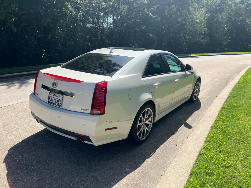 2014 Cadillac CTS-V 2nd Gen - Image 15 of 31