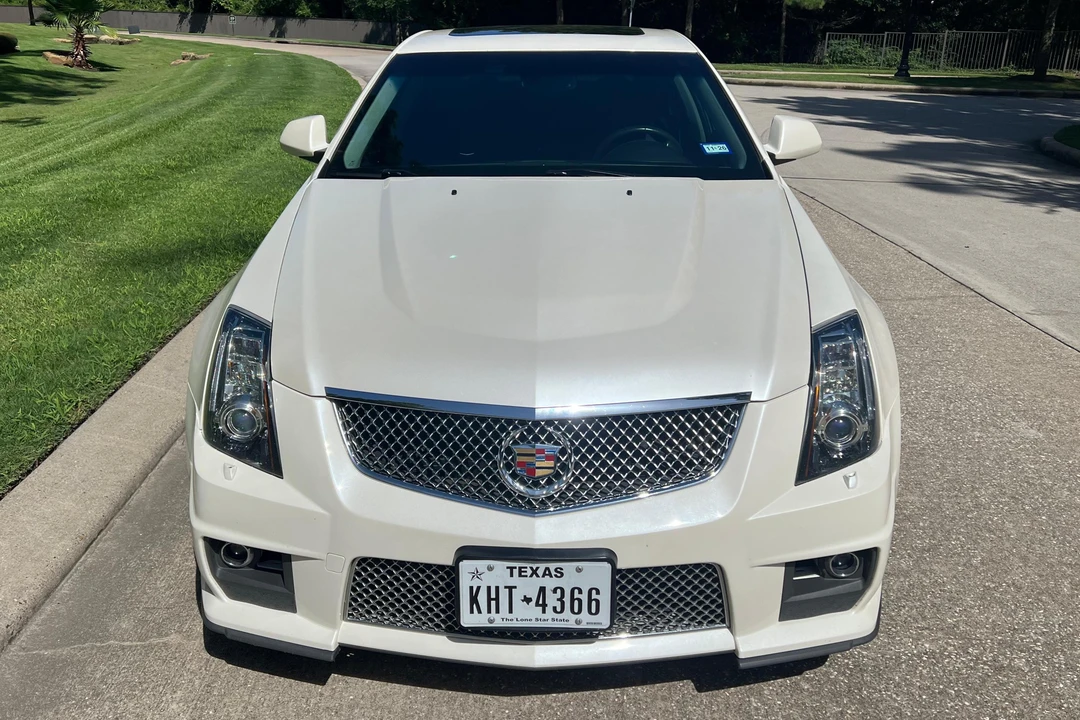 2014 Cadillac CTS-V 2nd Gen - Image 2 of 31