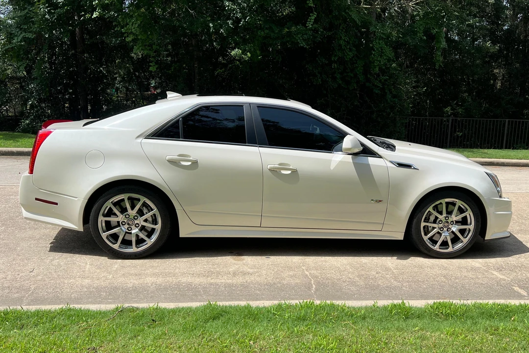 2014 Cadillac CTS-V 2nd Gen - Image 3 of 31