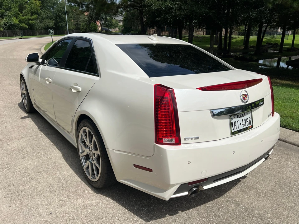2014 Cadillac CTS-V 2nd Gen - Image 11 of 31