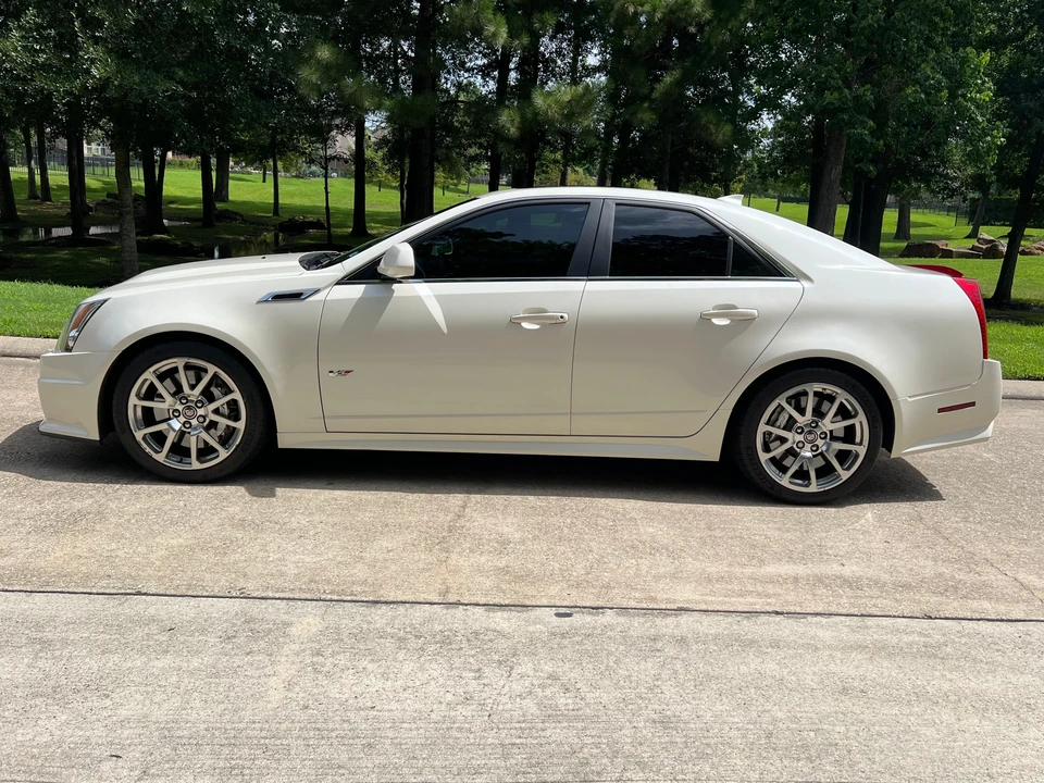 2014 Cadillac CTS-V 2nd Gen - Image 8 of 31