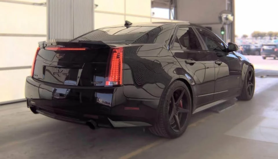 2014 Cadillac CTS-V 2nd Gen - Image 2 of 3