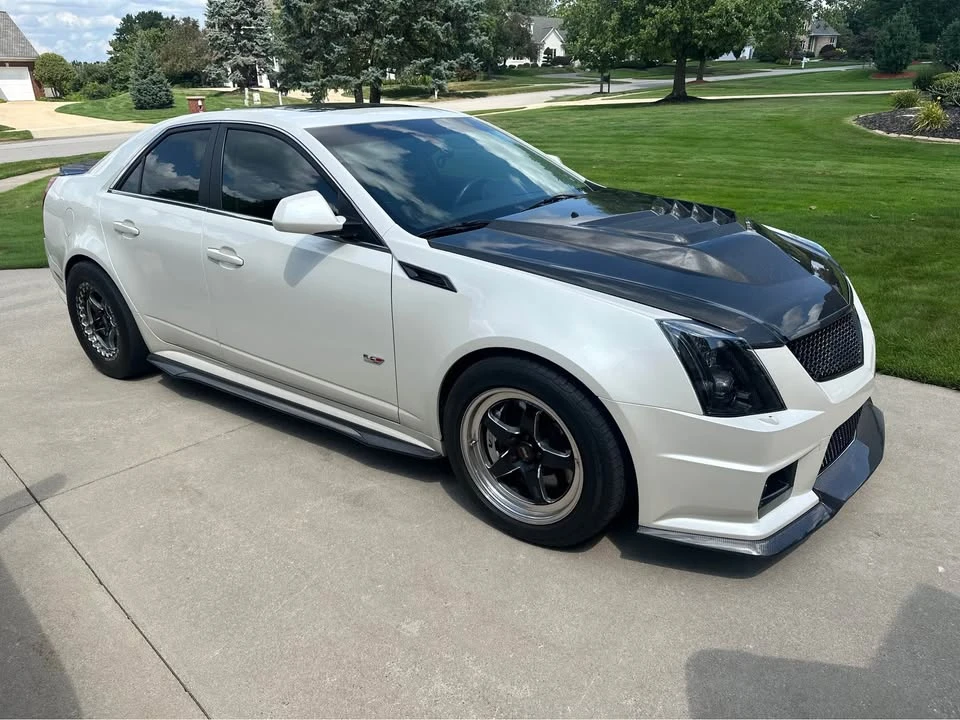 2014 Cadillac CTS-V 2nd Gen - Image 2 of 9