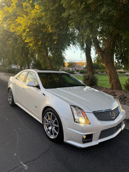 2014 Cadillac CTS-V 2nd Gen - Image 2 of 10