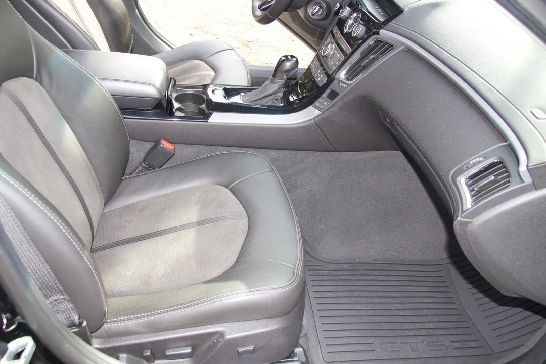 2014 Cadillac CTS-V 2nd Gen - Image 19 of 31
