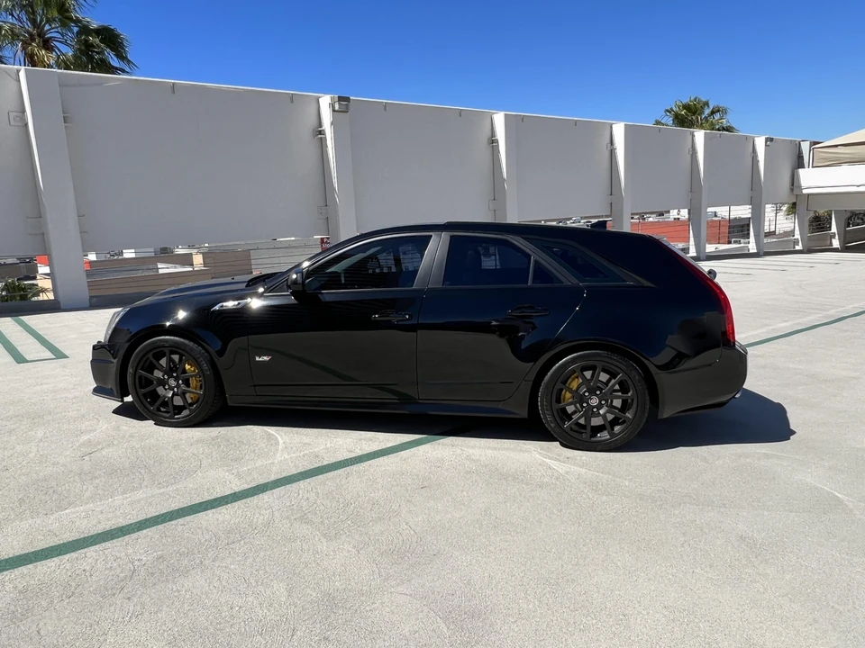 2014 Cadillac CTS-V 2nd Gen - Image 17 of 31