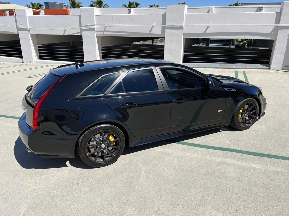 2014 Cadillac CTS-V 2nd Gen - Image 30 of 31