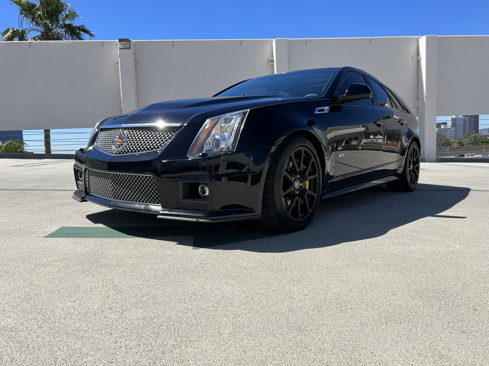 2014 Cadillac CTS-V 2nd Gen - Image 4 of 31