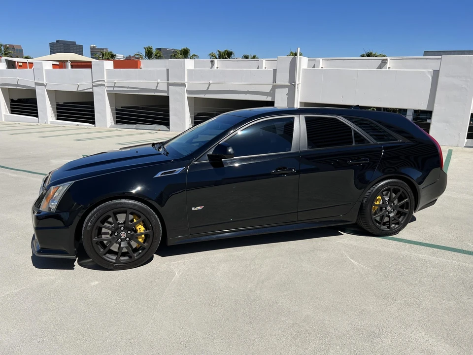 2014 Cadillac CTS-V 2nd Gen - Image 15 of 31