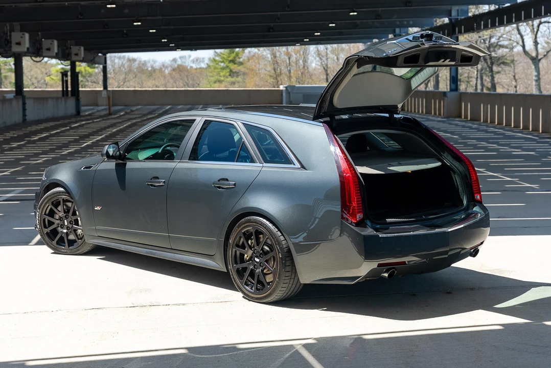 2014 Cadillac CTS-V 2nd Gen - Image 14 of 31