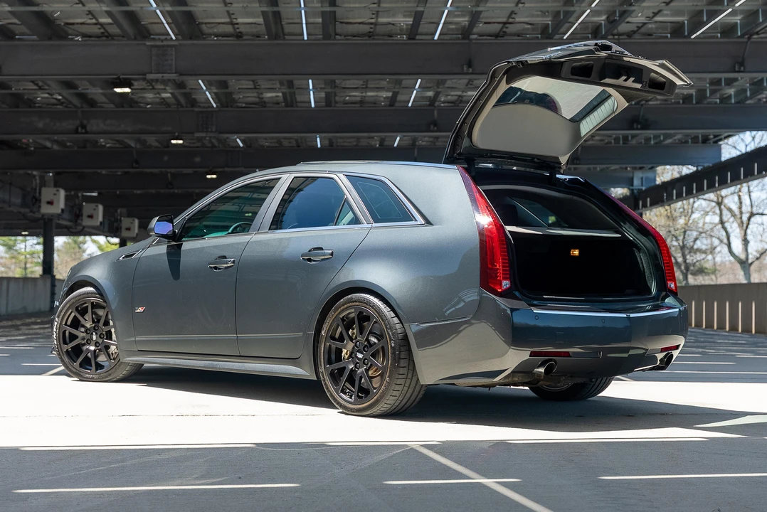 2014 Cadillac CTS-V 2nd Gen - Image 15 of 31