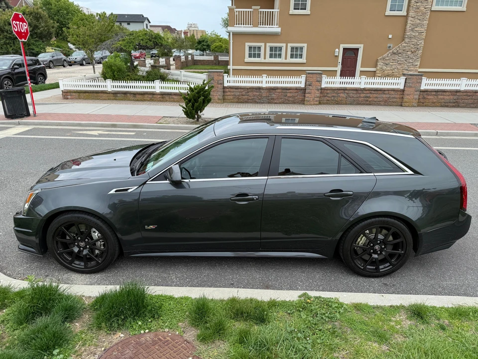 2014 Cadillac CTS-V 2nd Gen - Image 10 of 31