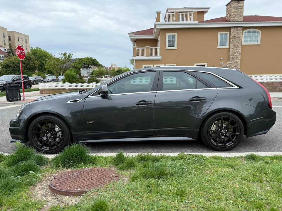 2014 Cadillac CTS-V 2nd Gen - Image 9 of 31