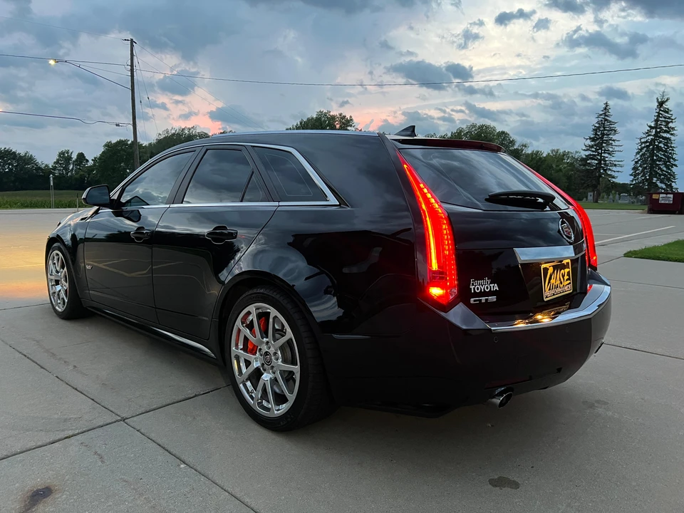 2014 Cadillac CTS-V 2nd Gen - Image 17 of 31