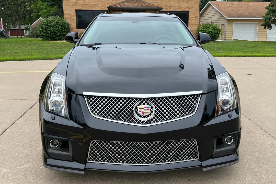 2014 Cadillac CTS-V 2nd Gen - Image 2 of 31