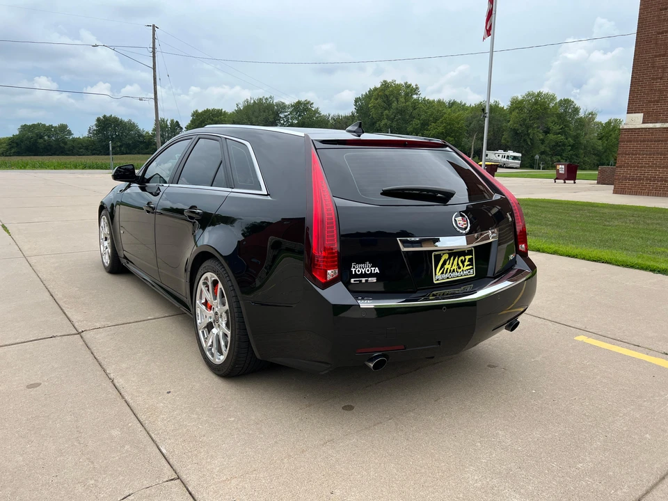 2014 Cadillac CTS-V 2nd Gen - Image 19 of 31