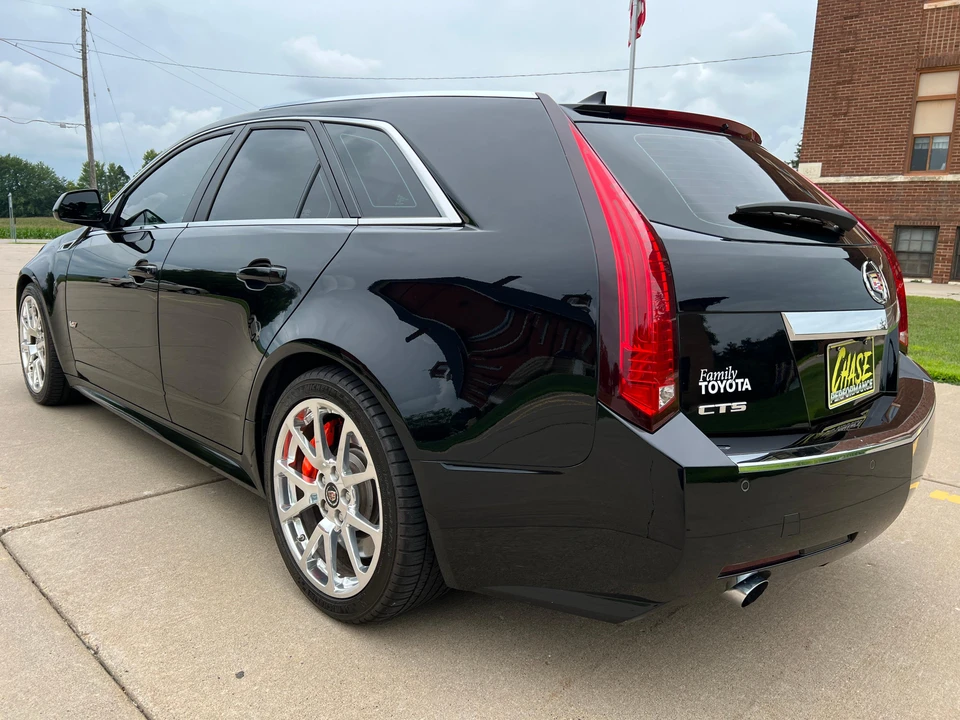 2014 Cadillac CTS-V 2nd Gen - Image 16 of 31