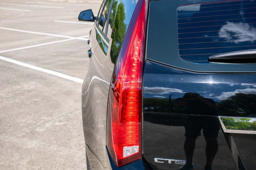 2014 Cadillac CTS-V 2nd Gen - Image 16 of 31