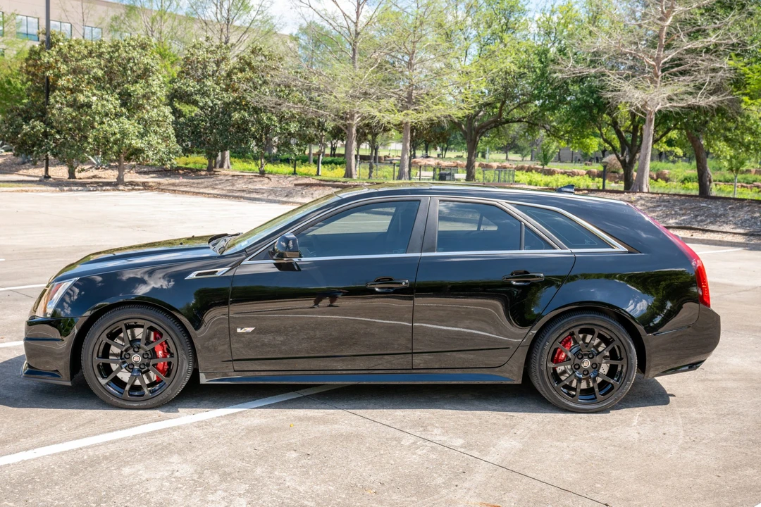 2014 Cadillac CTS-V 2nd Gen - Image 9 of 31