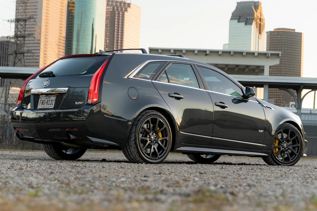 2014 Cadillac CTS-V 2nd Gen - Image 4 of 31