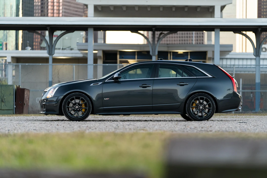 2014 Cadillac CTS-V 2nd Gen - Image 12 of 31