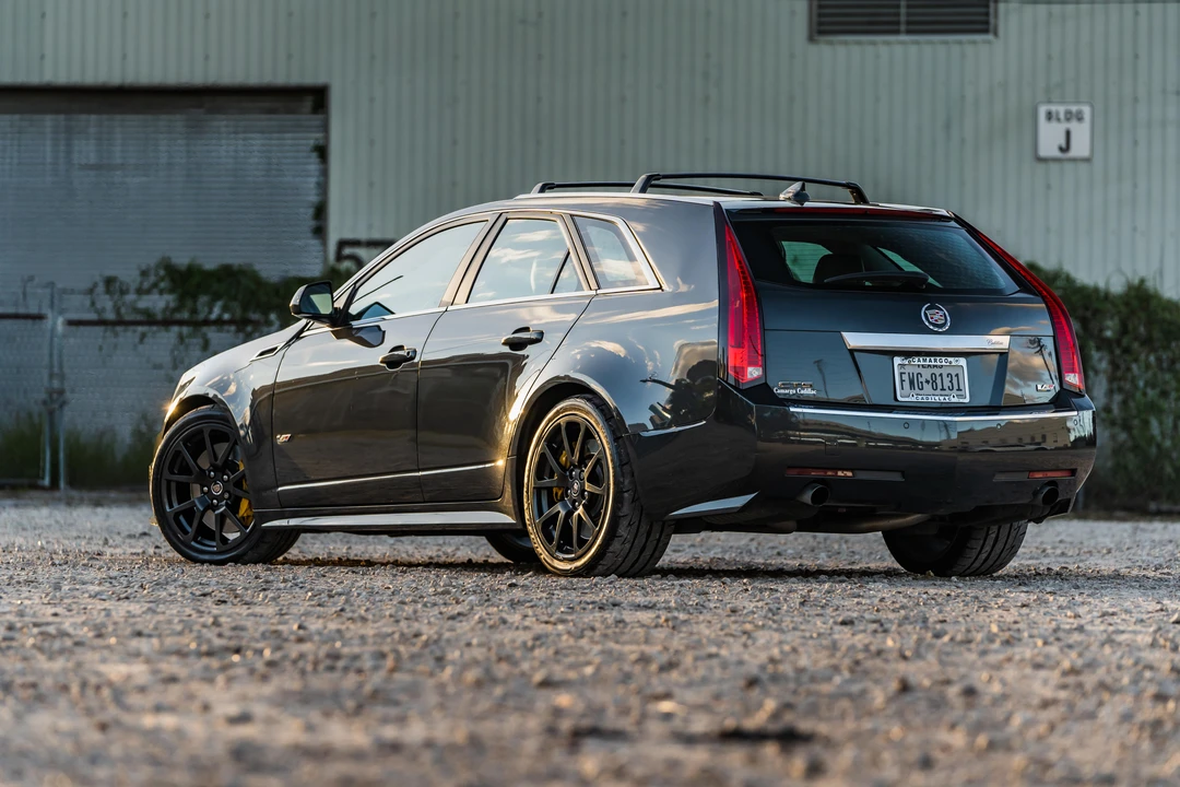 2014 Cadillac CTS-V 2nd Gen - Image 15 of 31