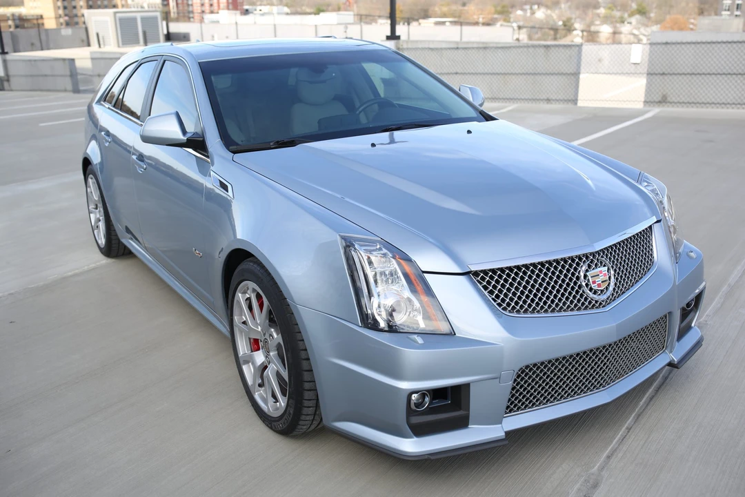 2014 Cadillac CTS-V 2nd Gen - Image 2 of 31