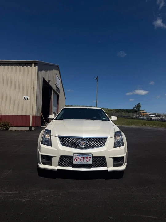 2014 Cadillac CTS-V 2nd Gen - Image 2 of 18