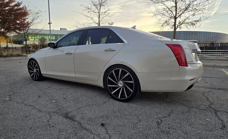 2014 Cadillac CTS-V 2nd Gen - Image 4 of 9