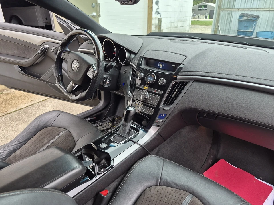 2014 Cadillac CTS-V 2nd Gen - Image 18 of 31