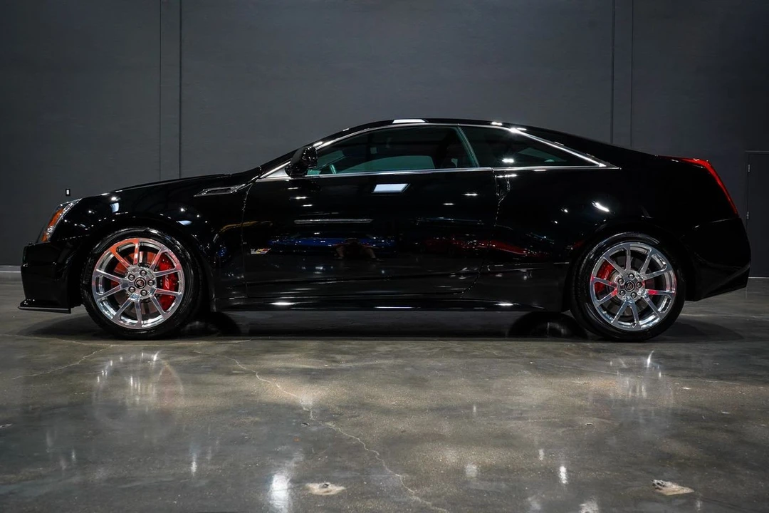 2014 Cadillac CTS-V 2nd Gen - Image 2 of 21