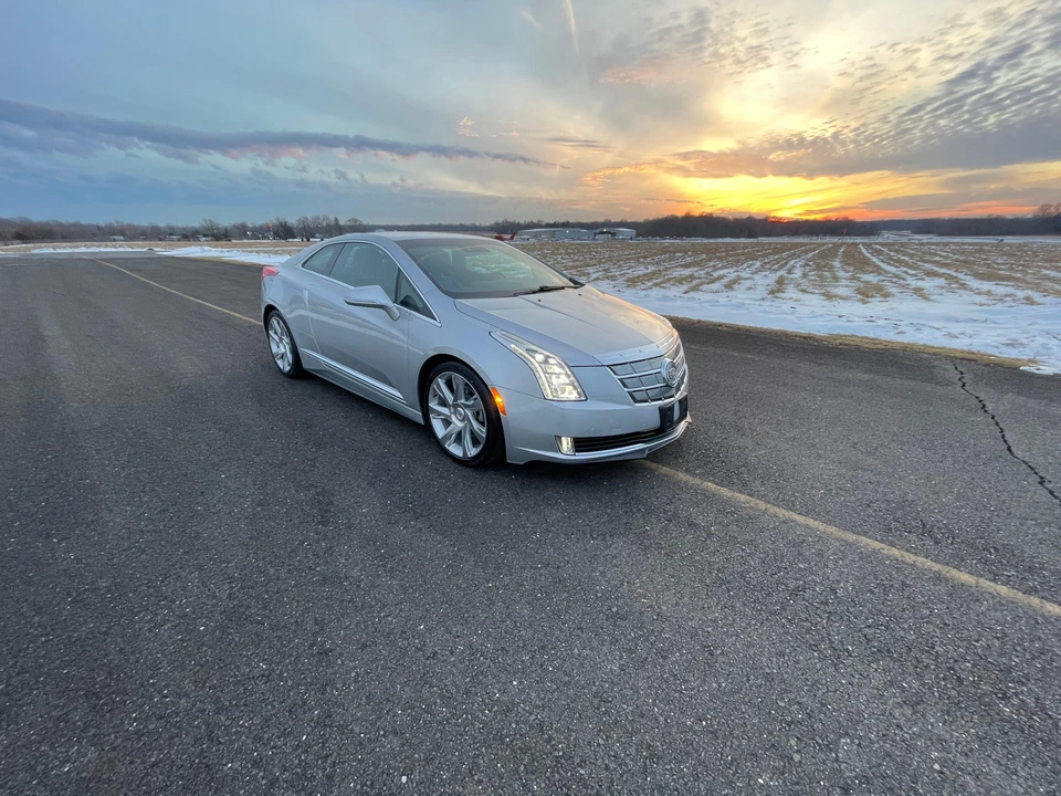 2014 Cadillac ELR - Image 17 of 31