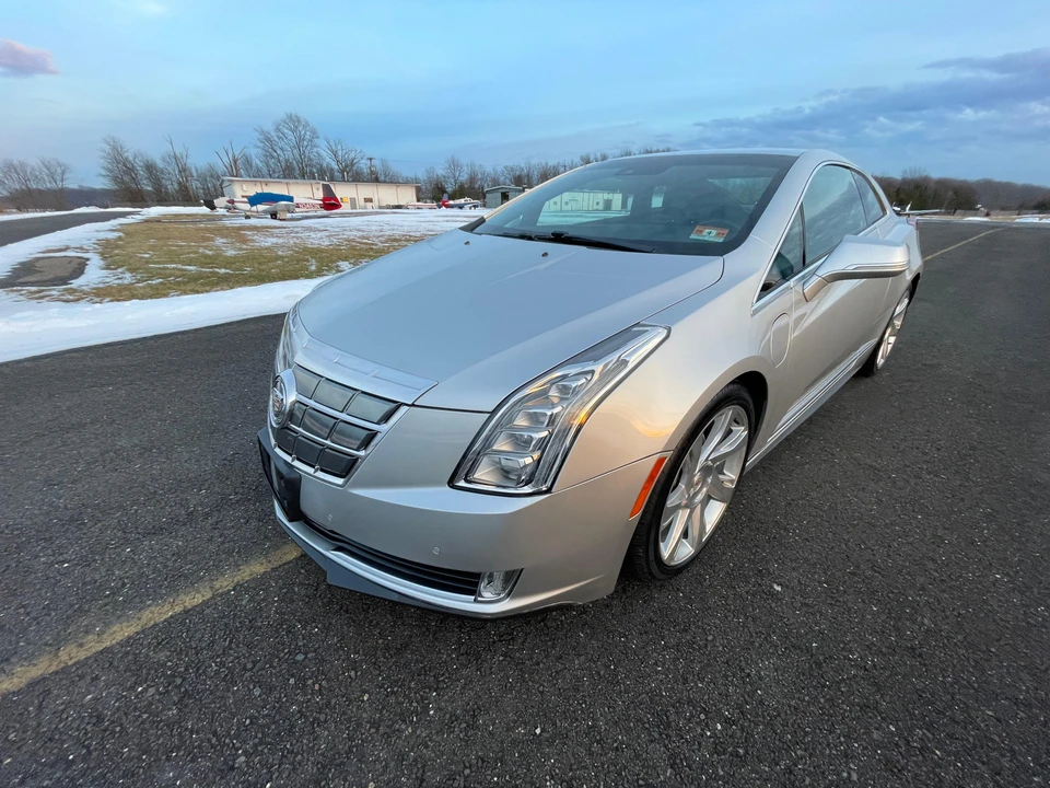 2014 Cadillac ELR - Image 7 of 31