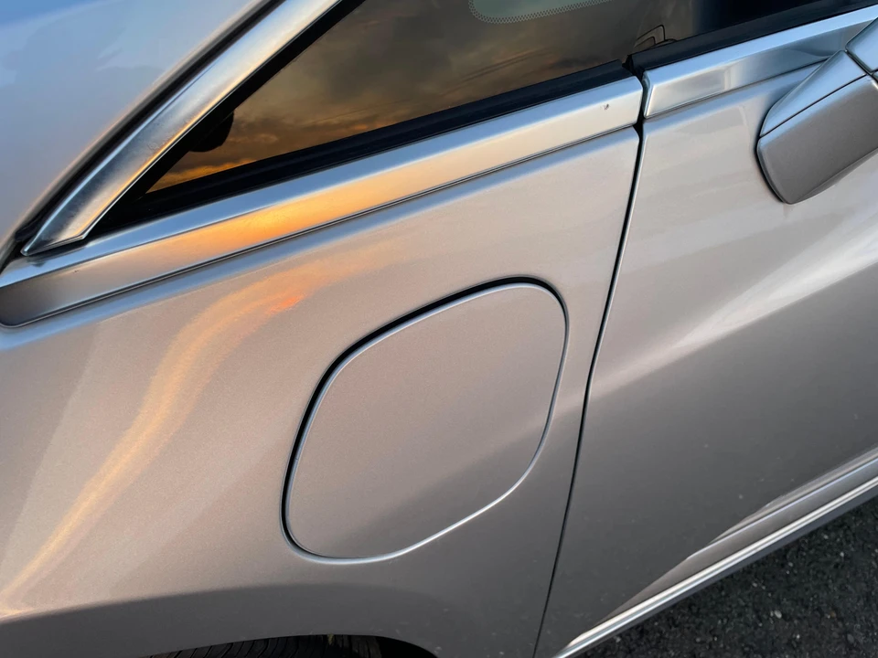 2014 Cadillac ELR - Image 26 of 31