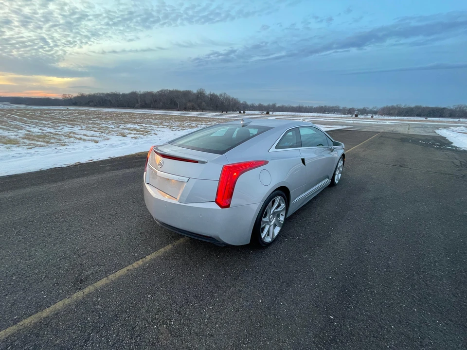 2014 Cadillac ELR - Image 14 of 31