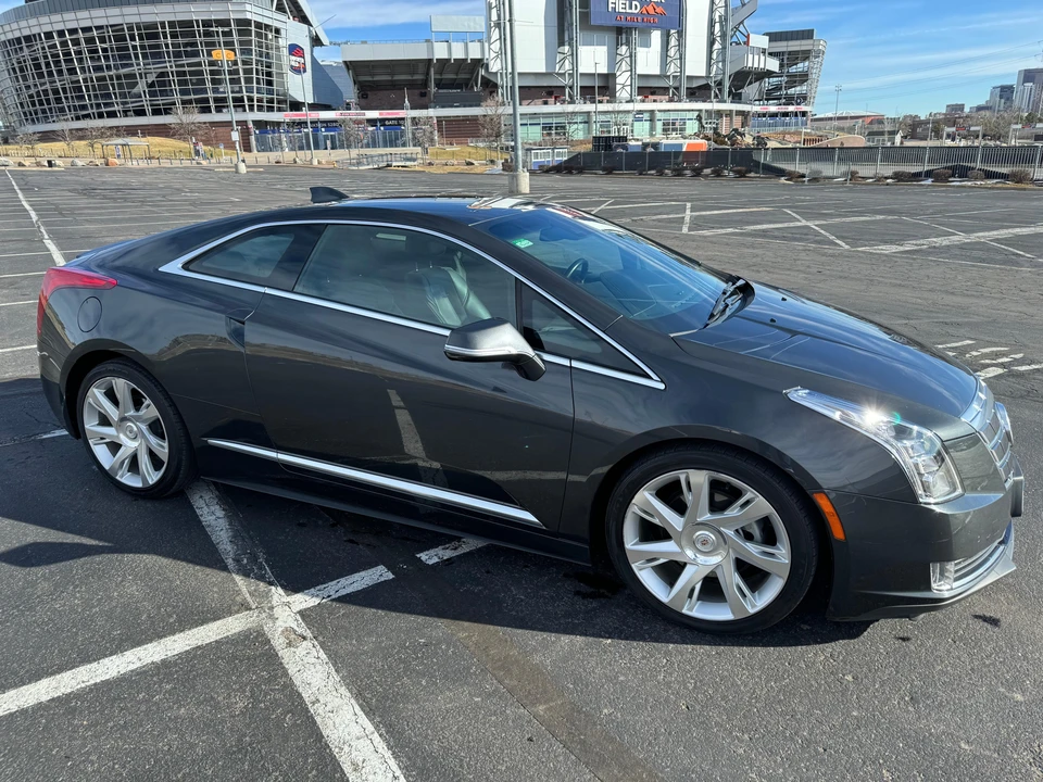 2014 Cadillac ELR - Image 24 of 31