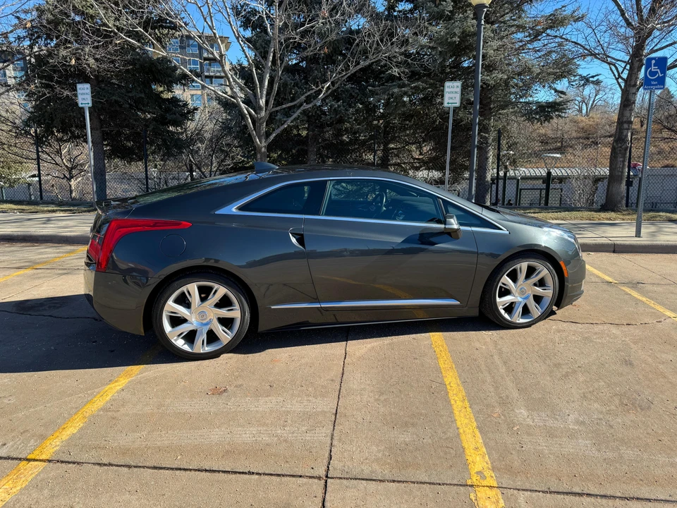 2014 Cadillac ELR - Image 20 of 31