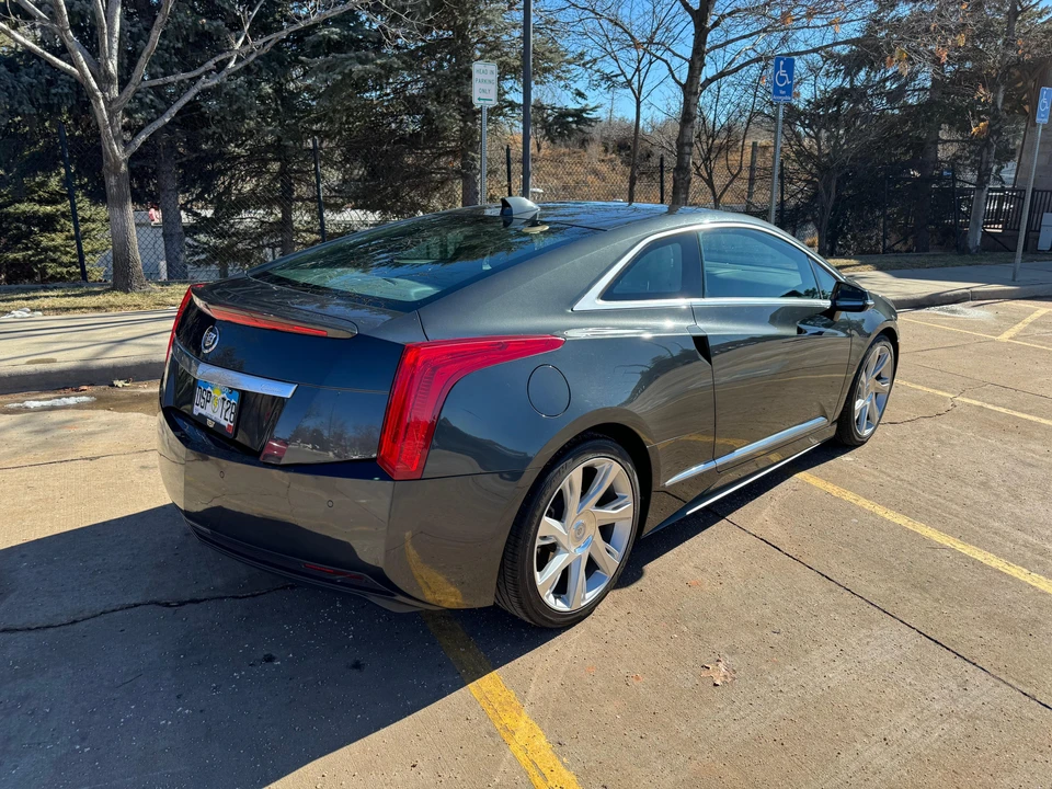 2014 Cadillac ELR - Image 19 of 31