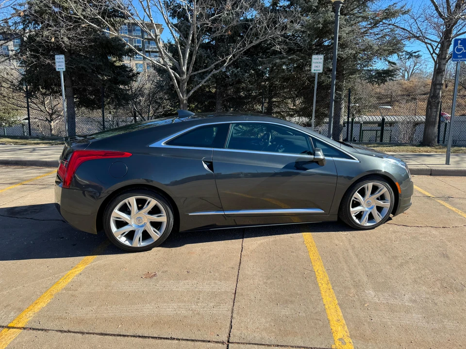 2014 Cadillac ELR - Image 21 of 31