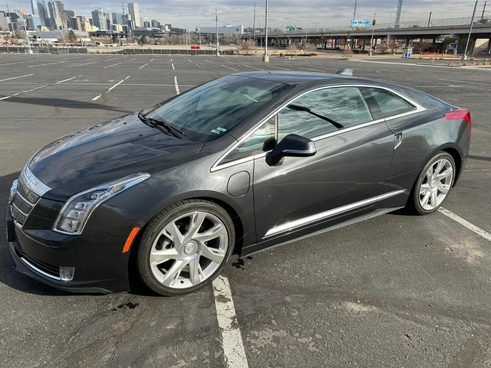 2014 Cadillac ELR - Image 9 of 31