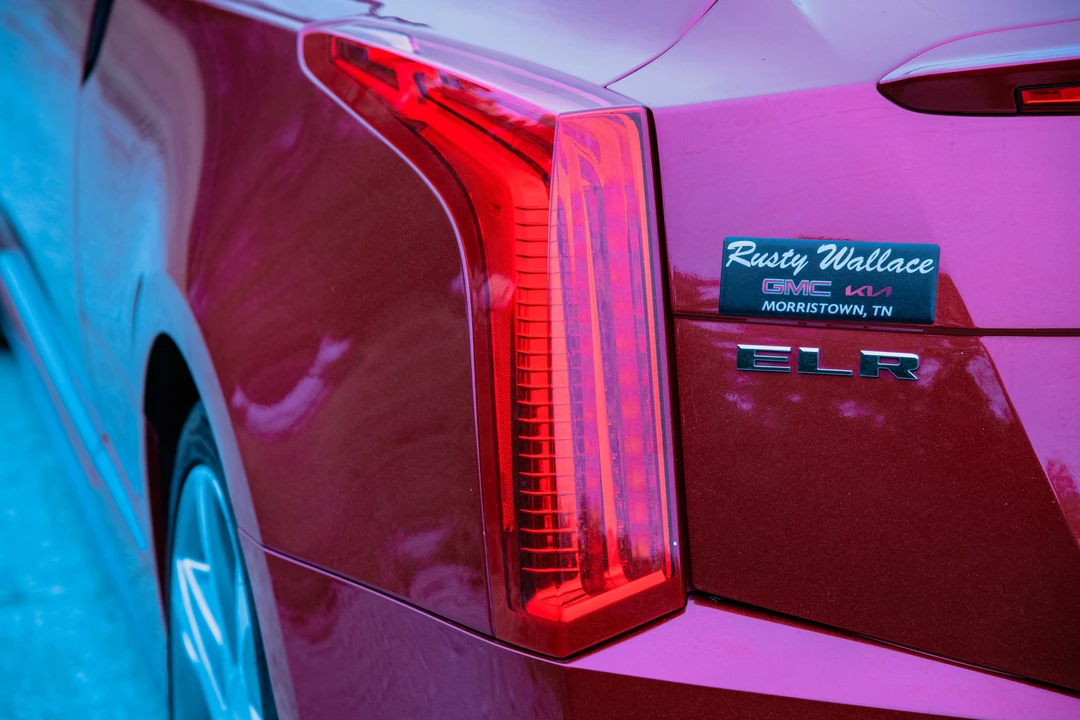 2014 Cadillac ELR - Image 19 of 31