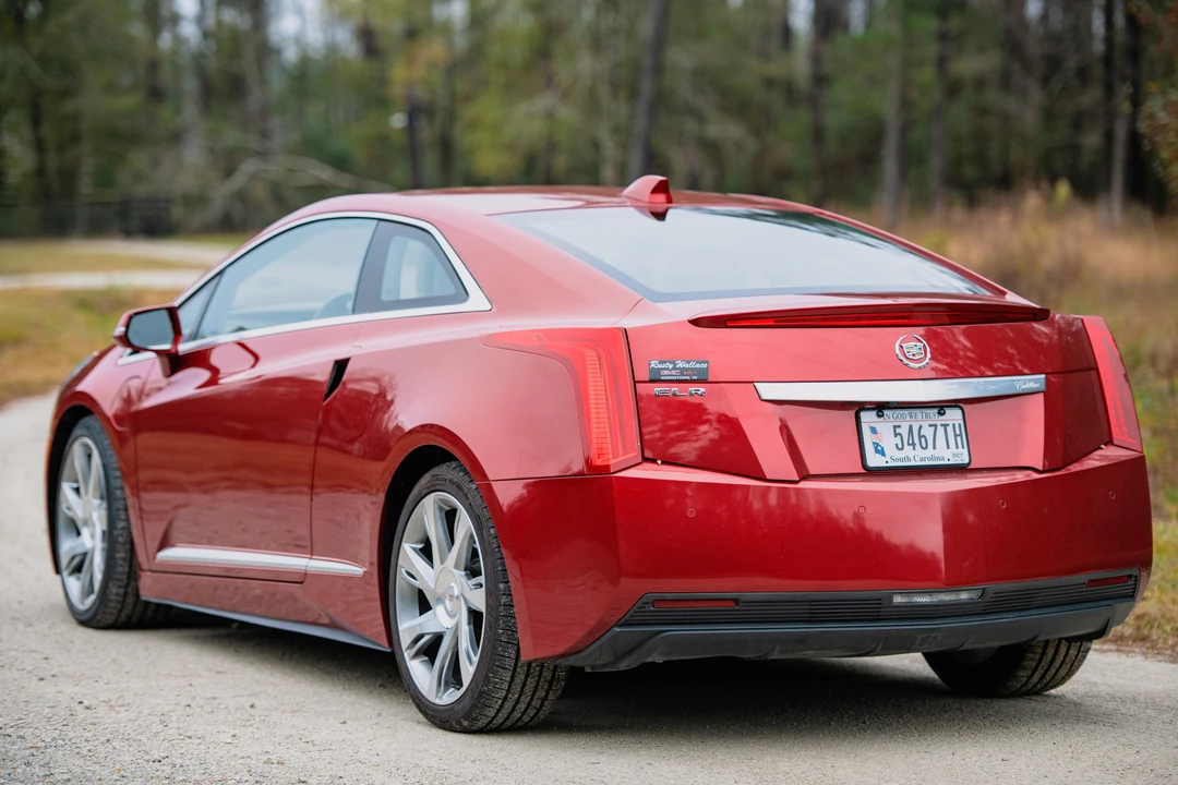 2014 Cadillac ELR - Image 7 of 31