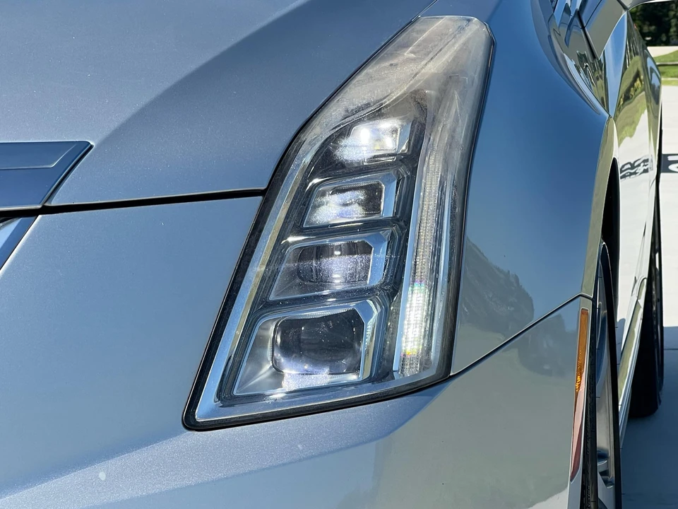 2014 Cadillac ELR - Image 26 of 31