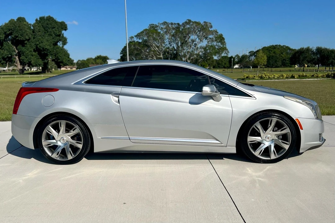 2014 Cadillac ELR - Image 3 of 31