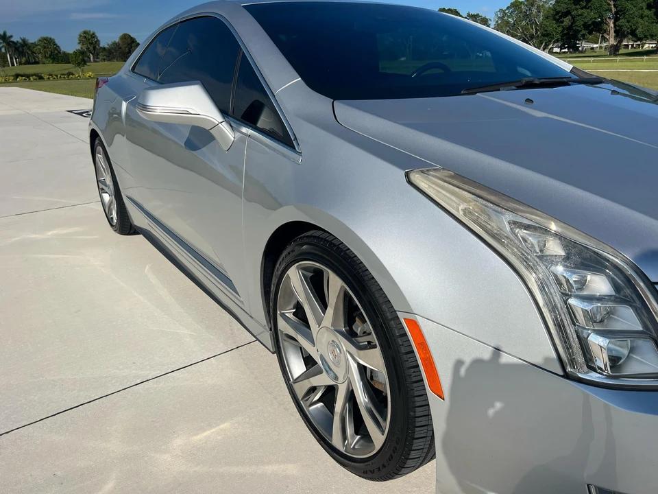 2014 Cadillac ELR - Image 18 of 31