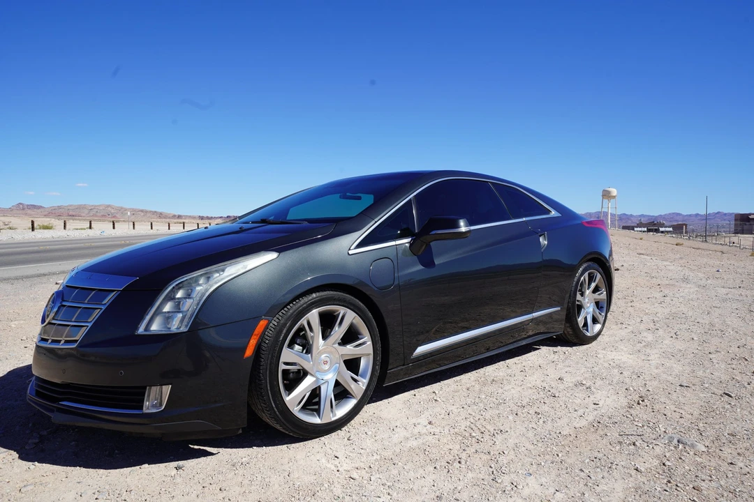 2014 Cadillac ELR - Image 12 of 31