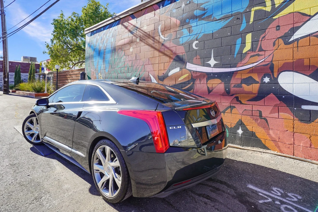 2014 Cadillac ELR - Image 9 of 31
