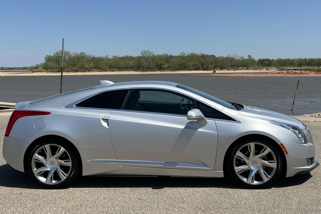 2014 Cadillac ELR - Image 3 of 31