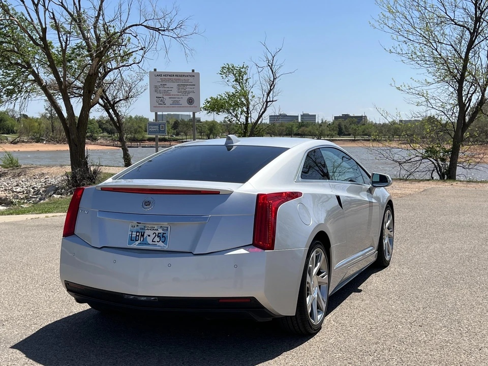 2014 Cadillac ELR - Image 10 of 31