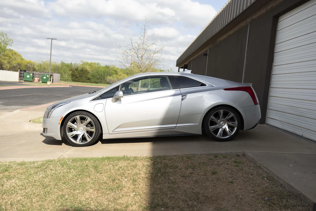 2014 Cadillac ELR - Image 9 of 31
